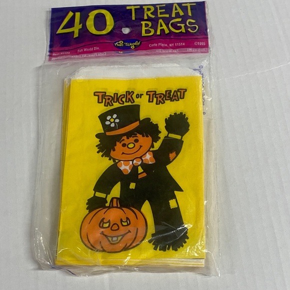 Vintage Yellow Trick or Treat Bags - Picture 1 of 5